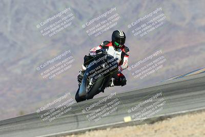 media/Feb-03-2024-SoCal Trackdays (Sat) [[767c60a41c]]/5-Turn 9 Set 2 (1040am)/